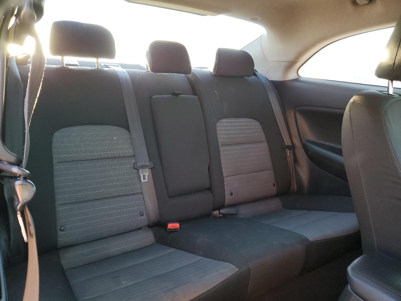 2014 Kia Forte - Image 10