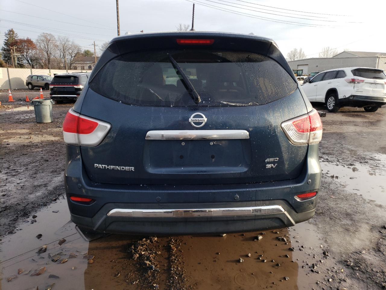 2014 Nissan Pathfinder S VIN: 5N1AR2MM1EC658575 Lot: 78852253