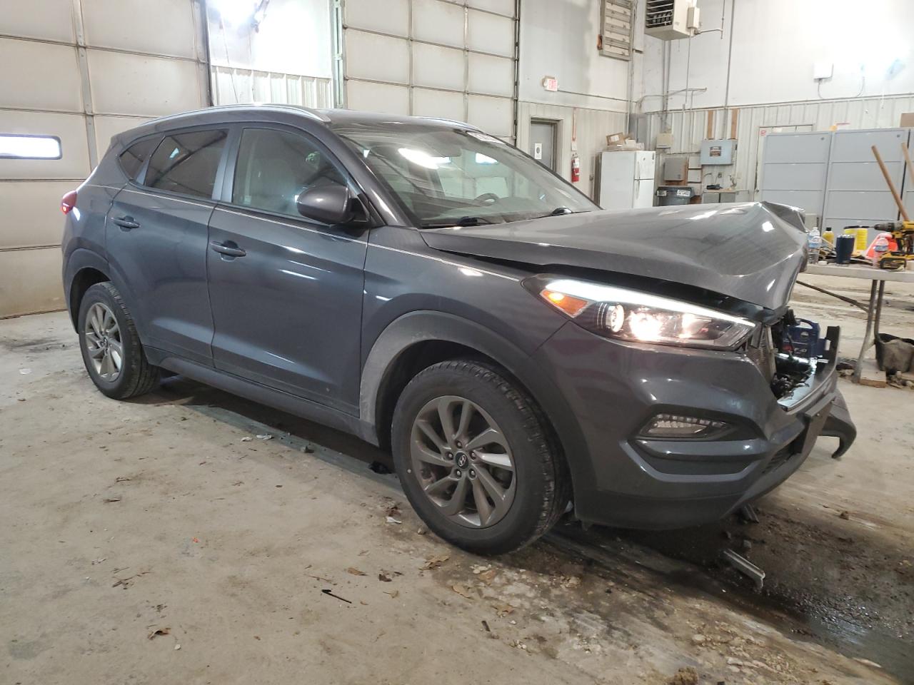 2016 Hyundai Tucson Limited VIN: KM8J33A48GU236814 Lot: 81301533