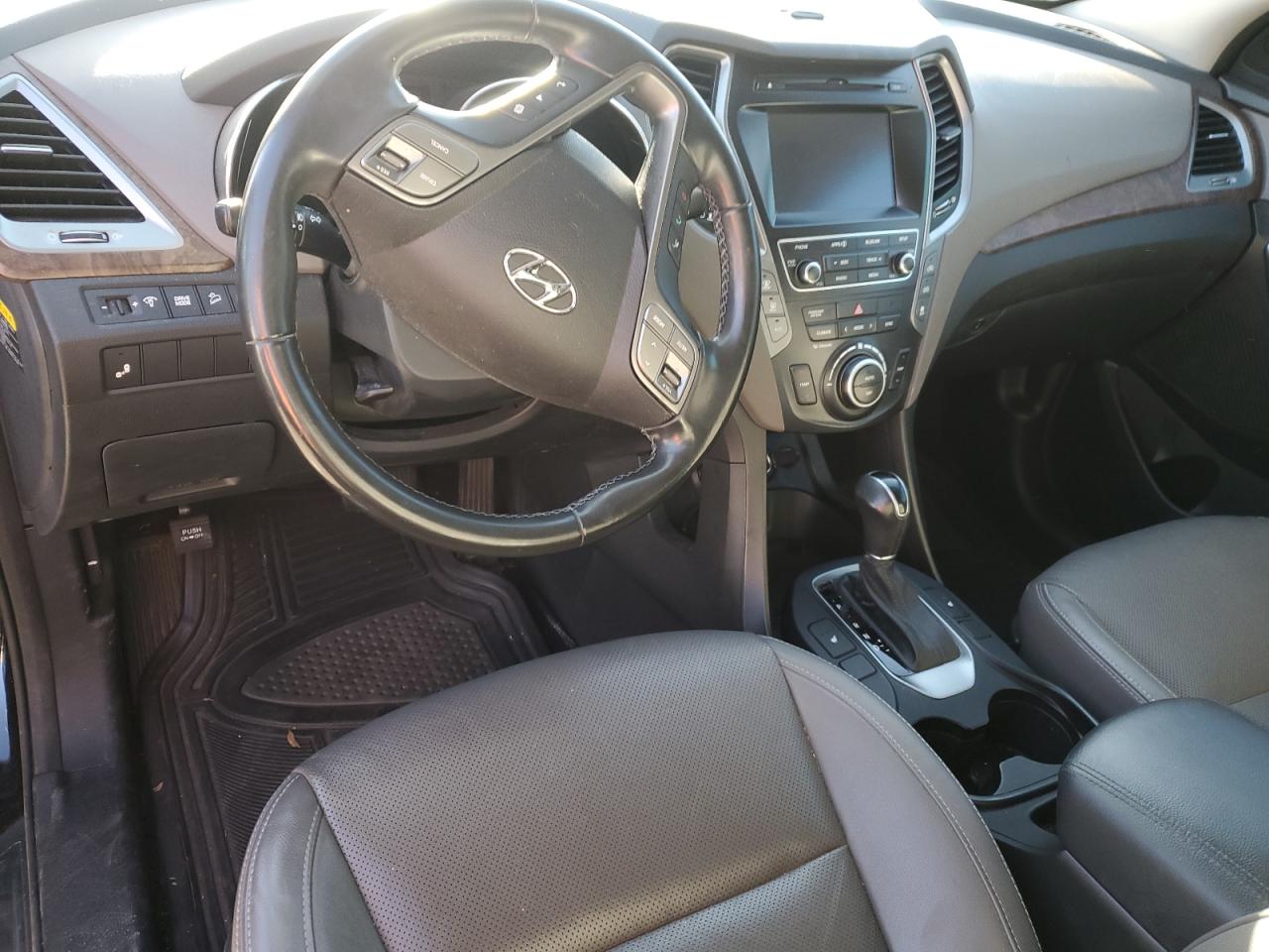 2017 Hyundai Santa Fe Se VIN: KM8SNDHF1HU250759 Lot: 80071183