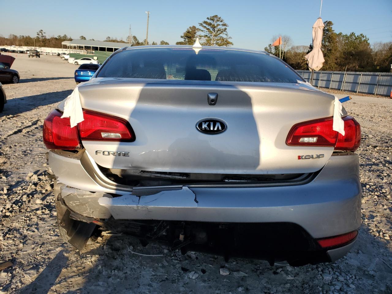 2014 Kia Forte - Image 6