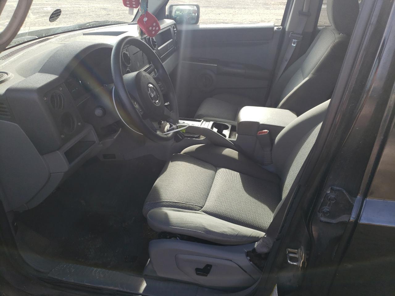 2006 Jeep Commander VIN: 1J8HH48N96C130135 Lot: 79239113