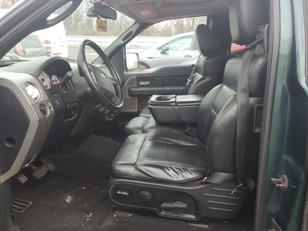 2007 Ford F150 VIN: 1FTPX14537NA00111 Lot: 81820273