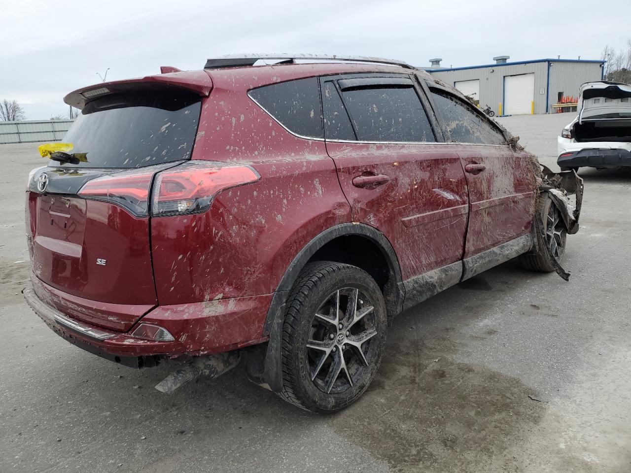 JTMNFREV2JD110085 2018 Toyota Rav4 Se