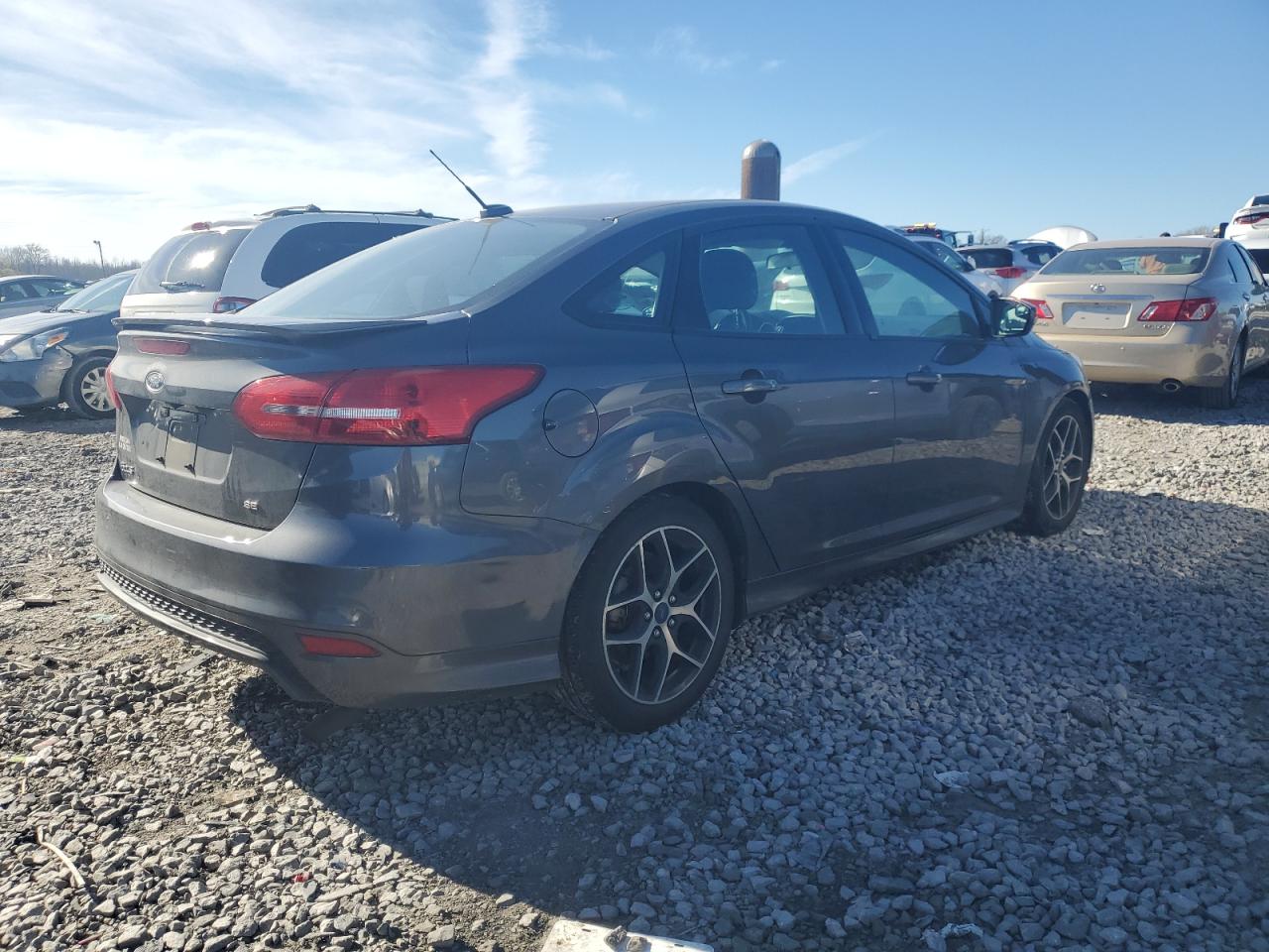 2016 Ford Focus Se VIN: 1FADP3F2XGL206805 Lot: 80461033