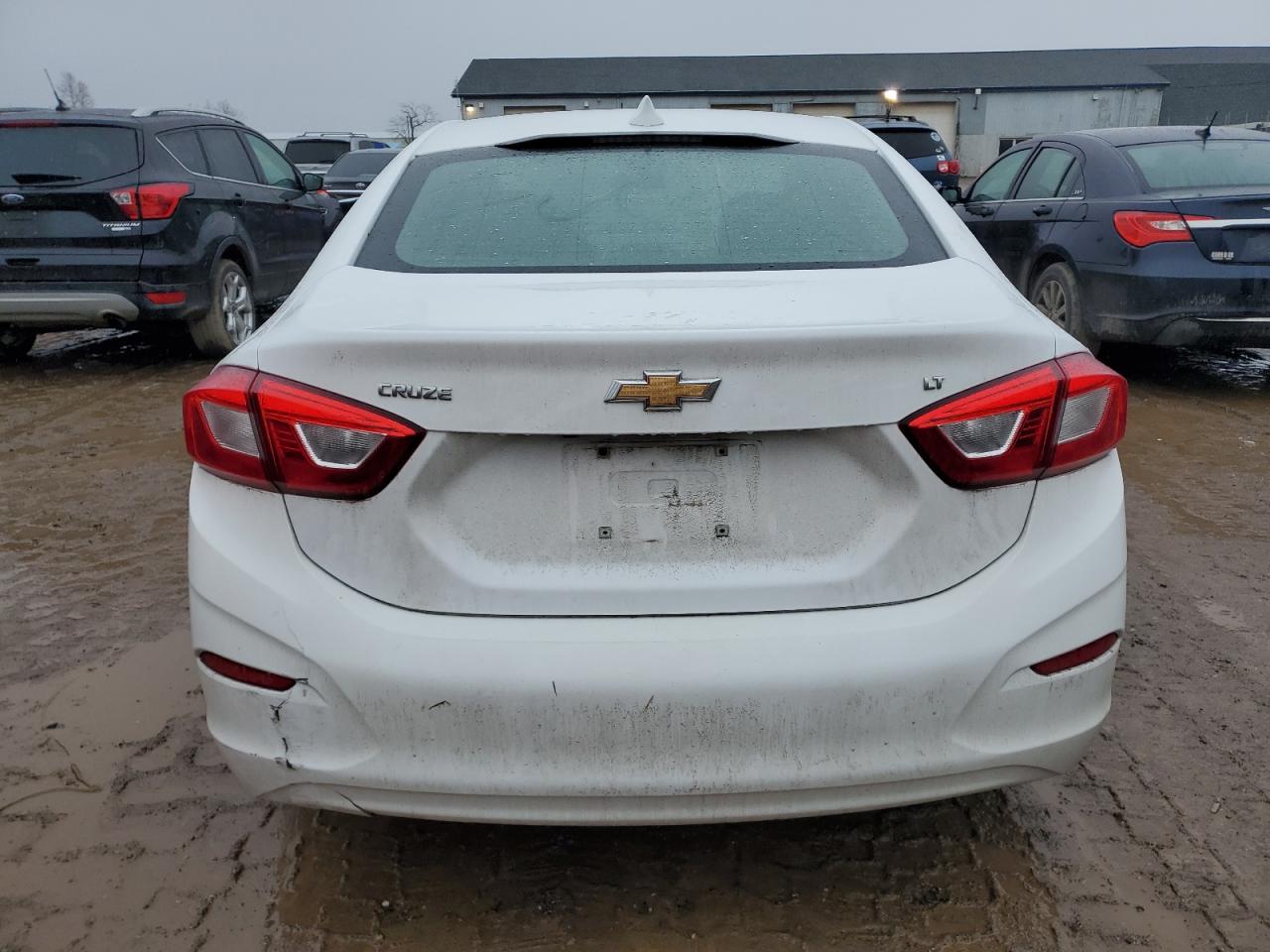 1G1BE5SM9J7243847 2018 Chevrolet Cruze Lt