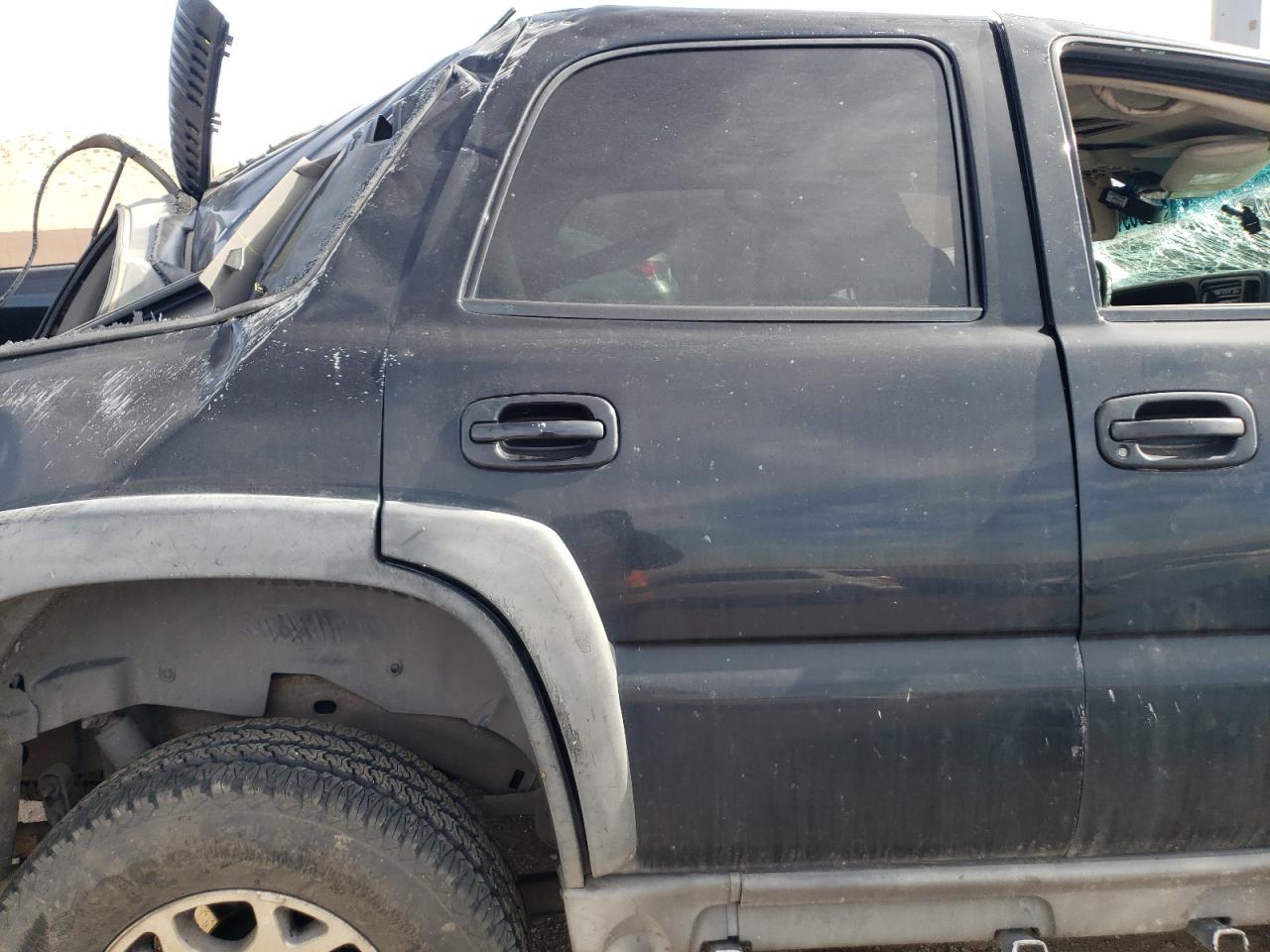 2003 Chevrolet Tahoe K1500 VIN: 1GNEK13Z43R107382 Lot: 65114915