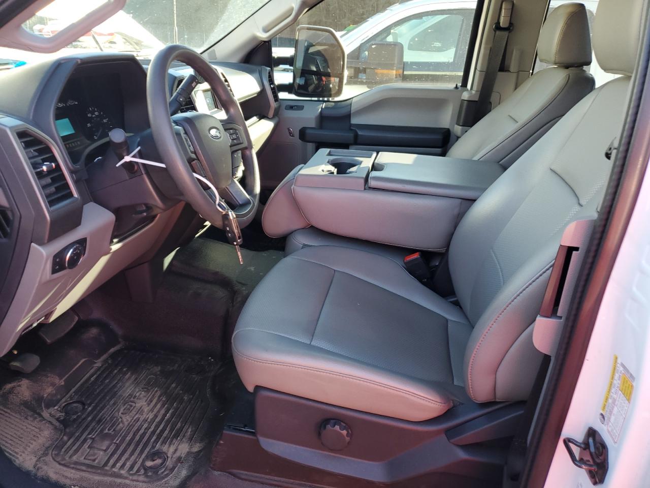 2022 Ford F250 - Image 7
