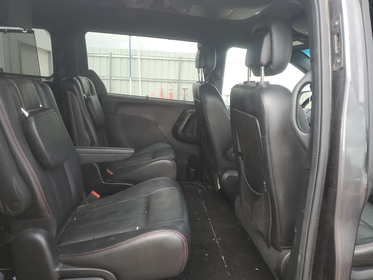 2016 Dodge Grand Caravan R/T VIN: 2C4RDGEG1GR399804 Lot: 86656344