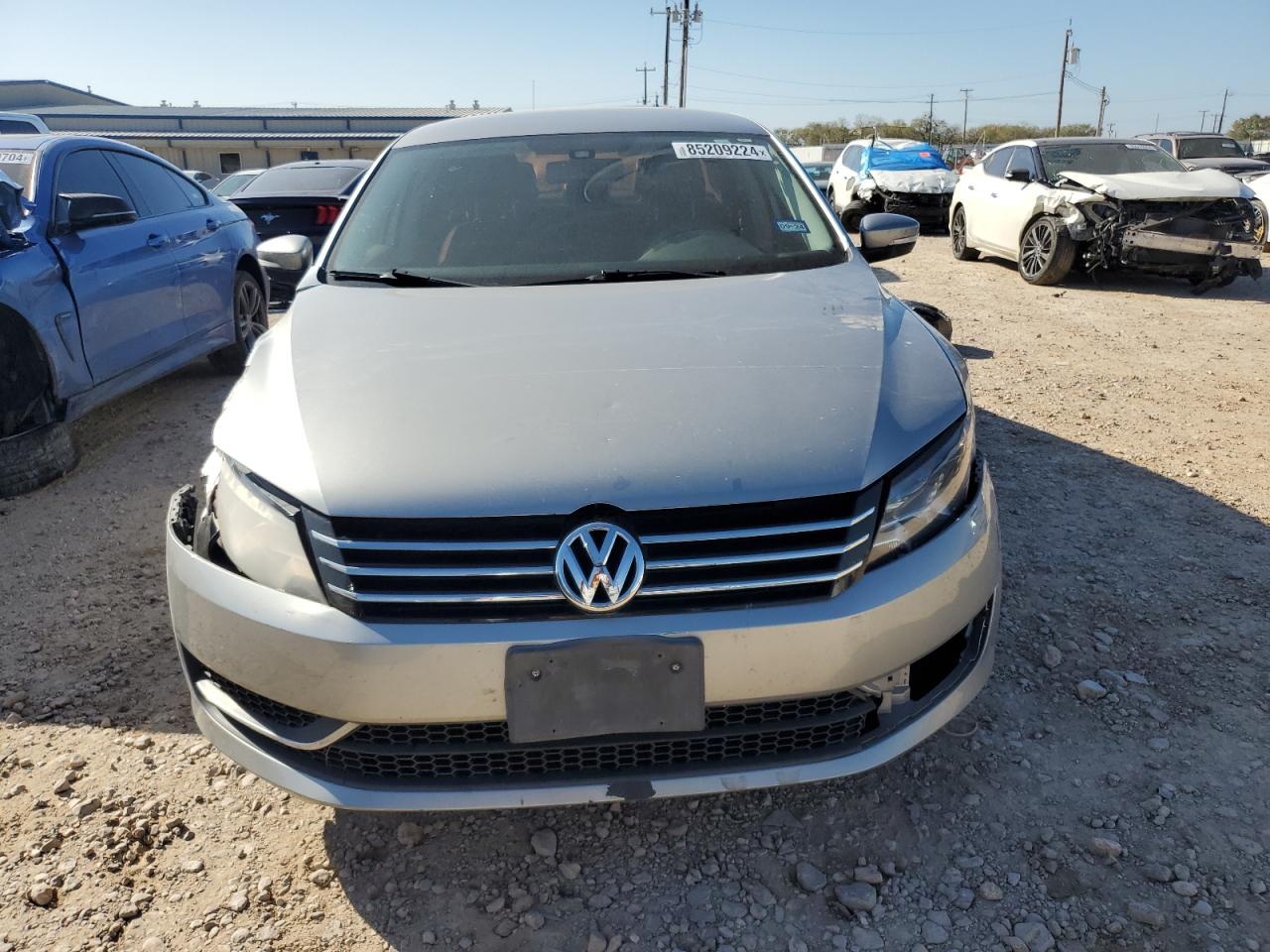 VIN 1VWBH7A38DC033090 2013 VOLKSWAGEN PASSAT no.5