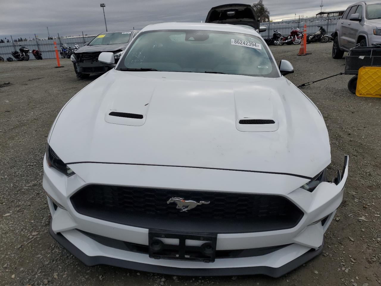 2022 Ford Mustang - Image 5