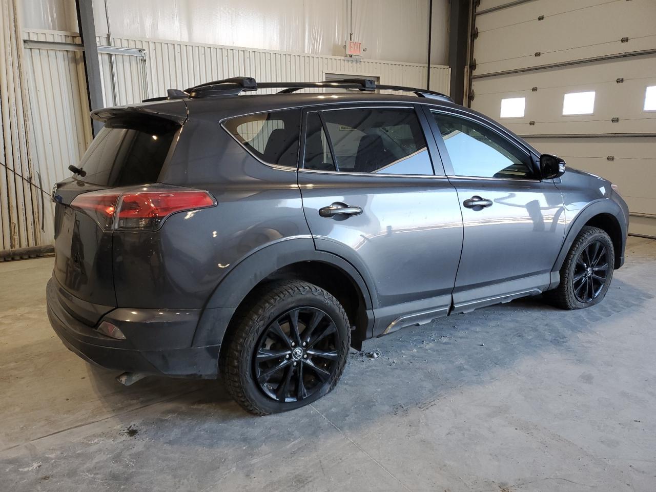 2018 Toyota RAV 4 - Image 3