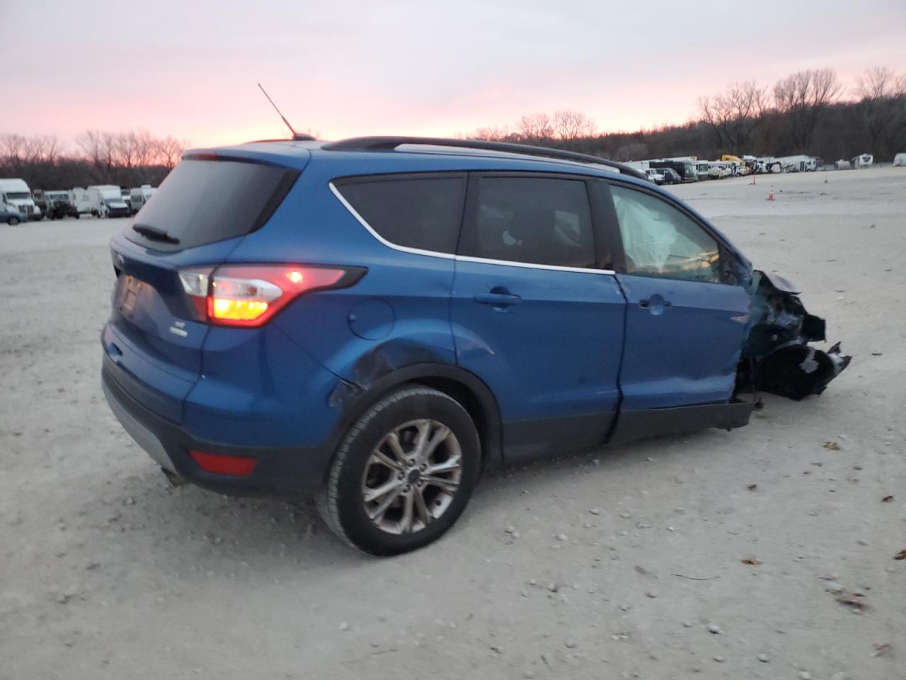 2017 Ford Escape - Image 3