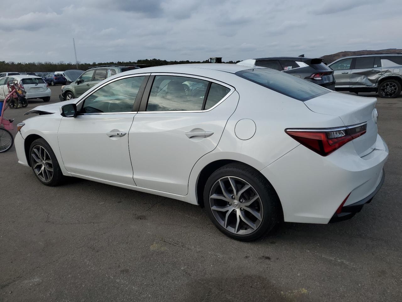 VIN 19UDE2F75KA002733 2019 ACURA ILX no.2