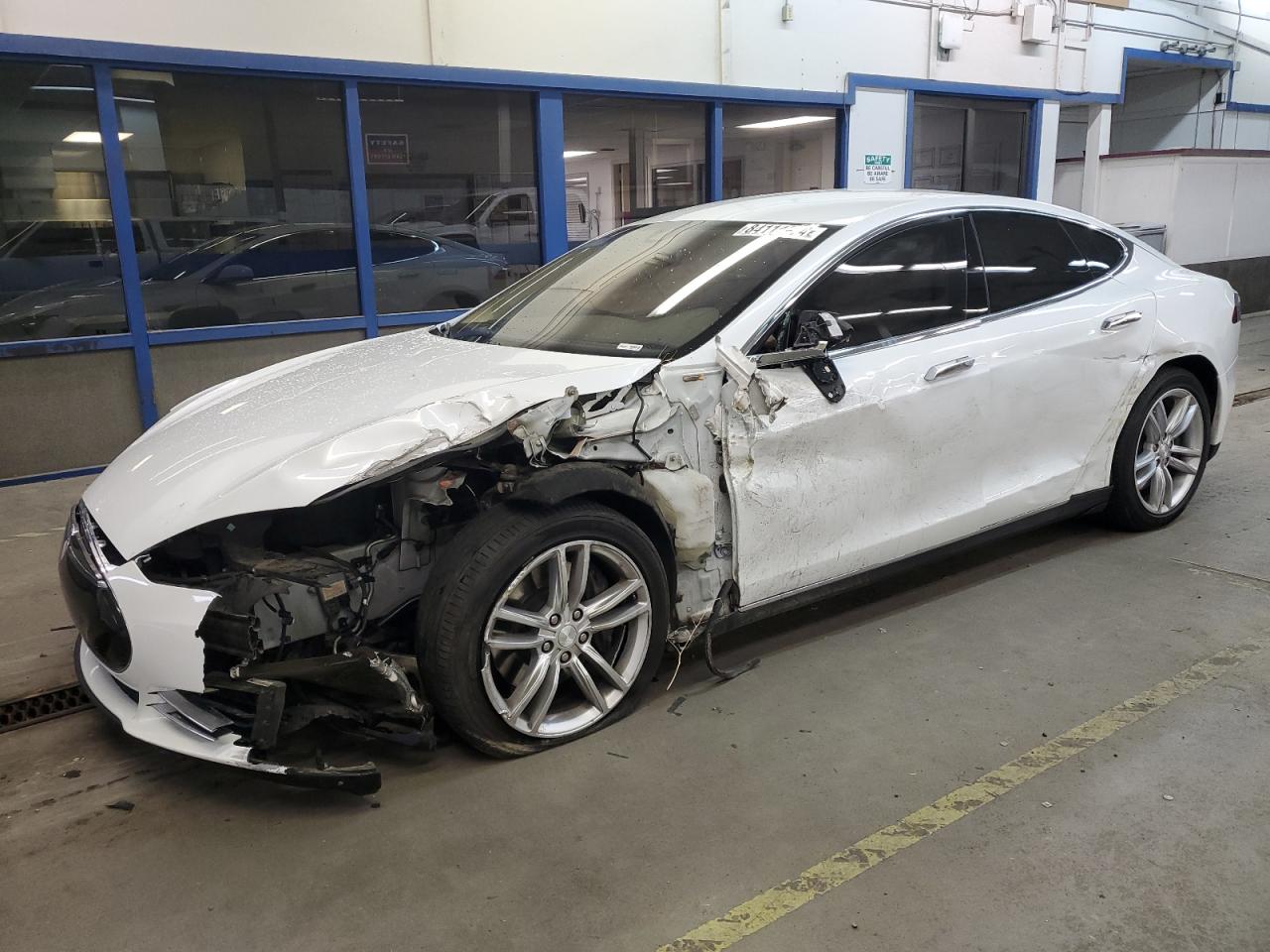 VIN 5YJSA1H2XFF080919 2015 TESLA MODEL S no.1