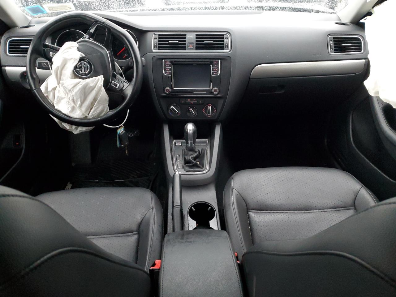 2018 Volkswagen Jetta - Image 8