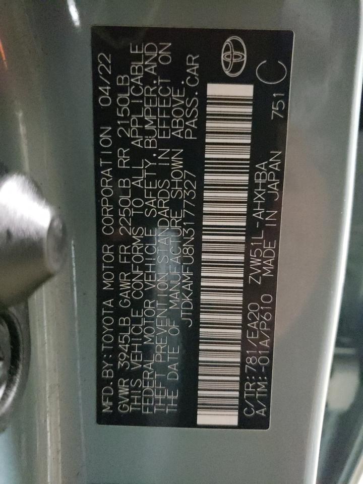 2022 Toyota Prius - Image 13