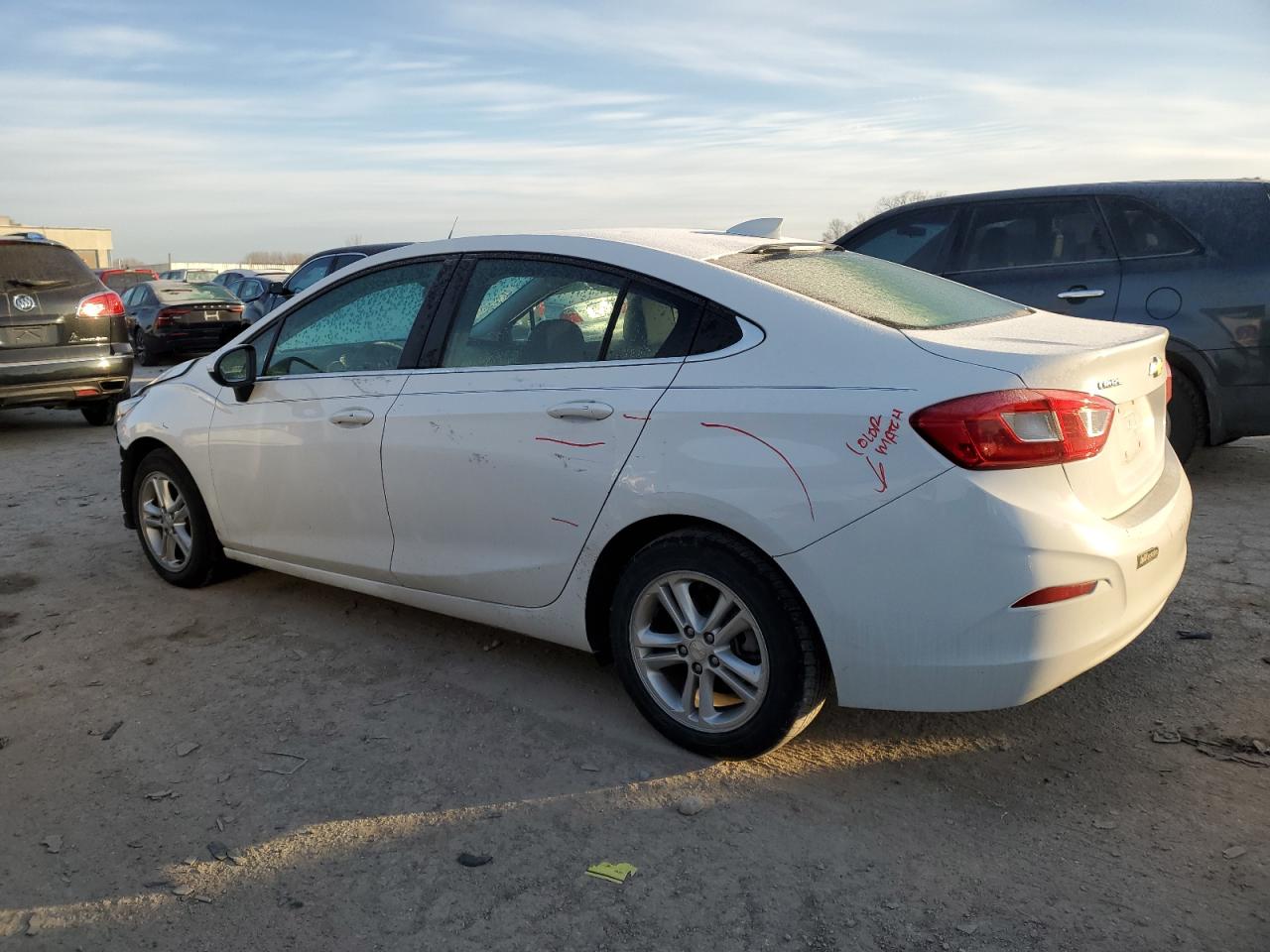 2018 Chevrolet Cruze - Image 2
