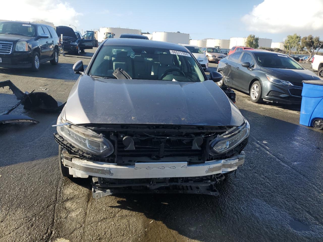 VIN 1HGCV3F51JA016420 2018 HONDA ACCORD no.5