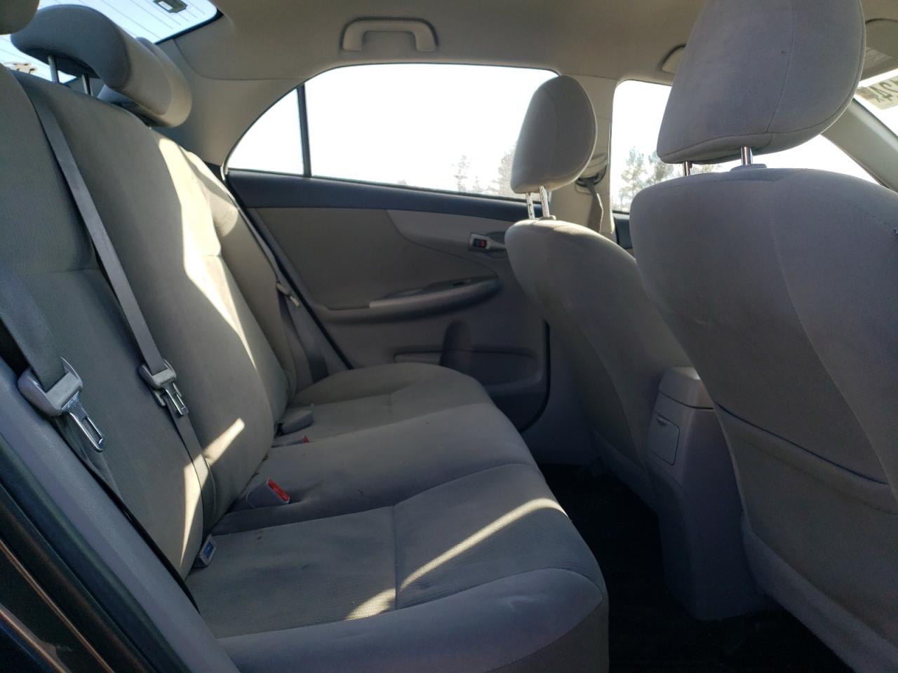 2012 Toyota Corolla - Image 10