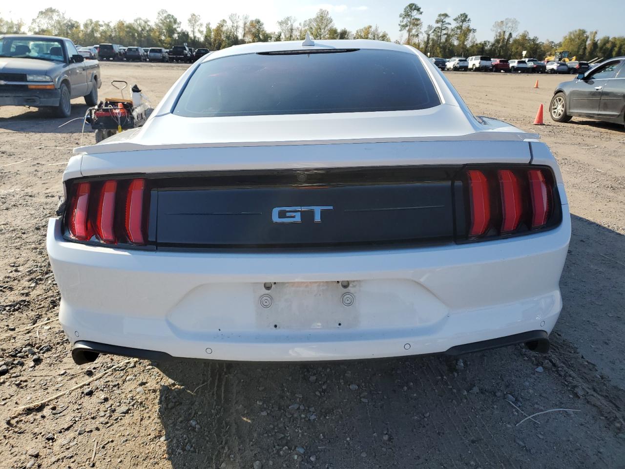 2022 Ford Mustang - Image 6