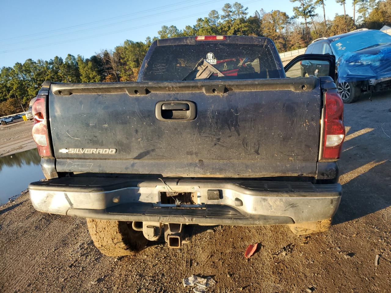 2006 Chevrolet Silverado - Image 6