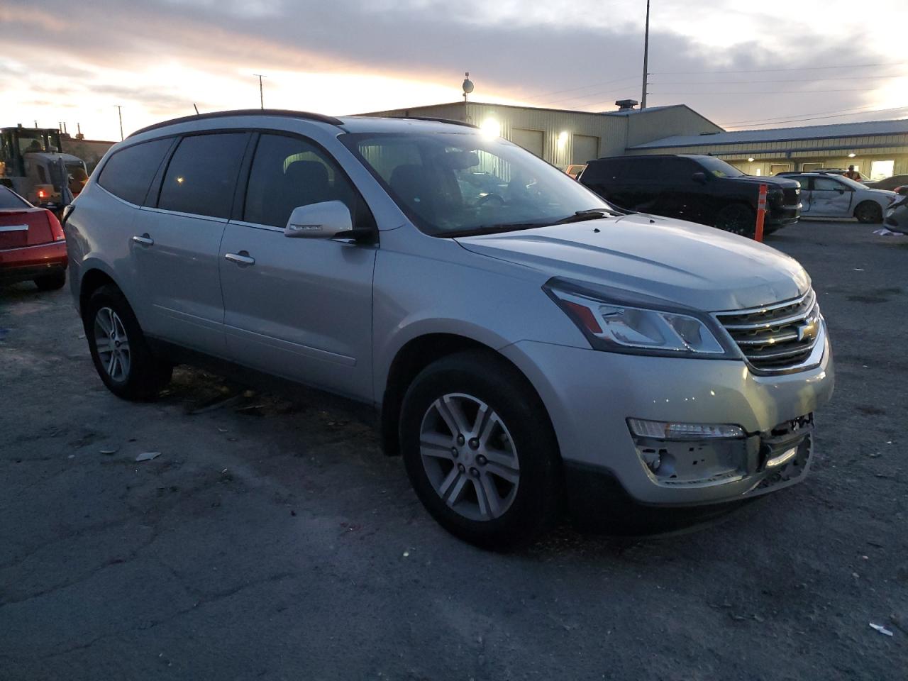 VIN 1GNKRGKD9GJ134279 2016 CHEVROLET TRAVERSE no.4