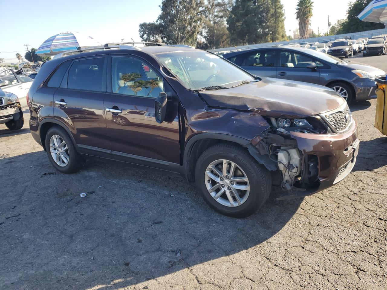 VIN 5XYKT4A68EG480218 2014 KIA SORENTO no.4