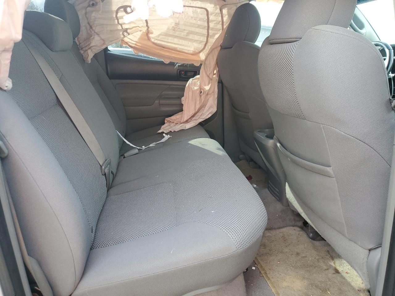 2010 Toyota Tacoma - Image 10