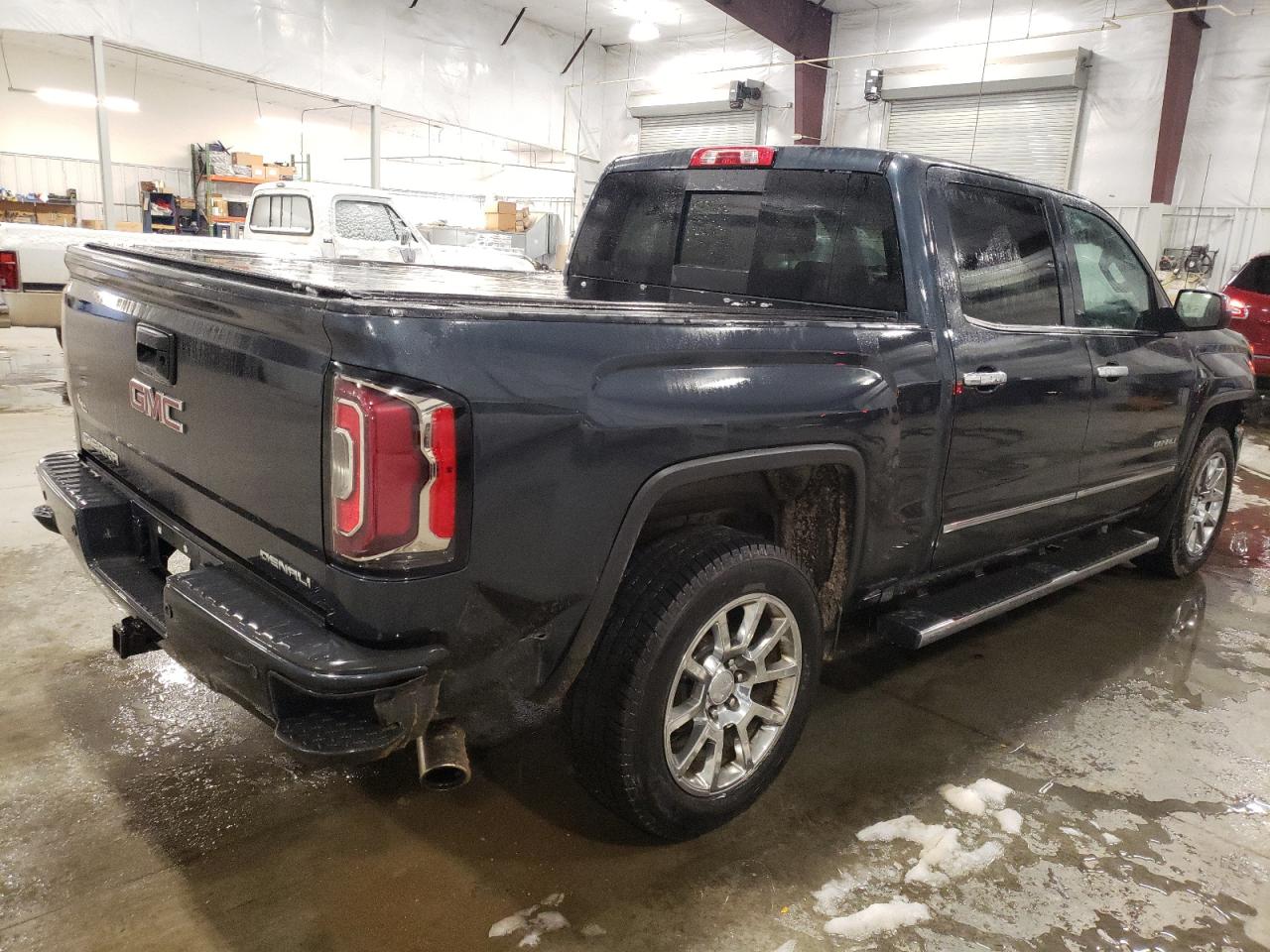 2017 GMC Sierra - Image 3