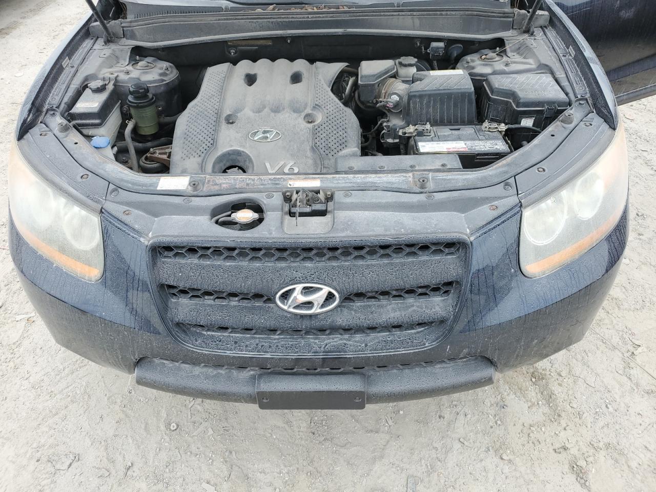 2008 Hyundai Santa Fe - Image 12