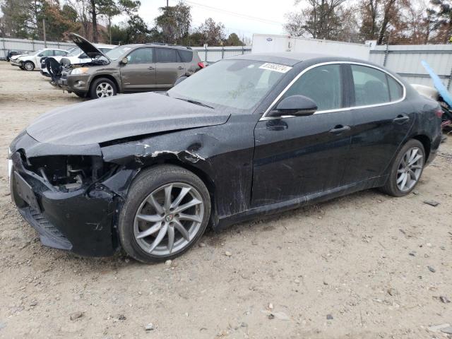 2018 Alfa Romeo Giulia Q4