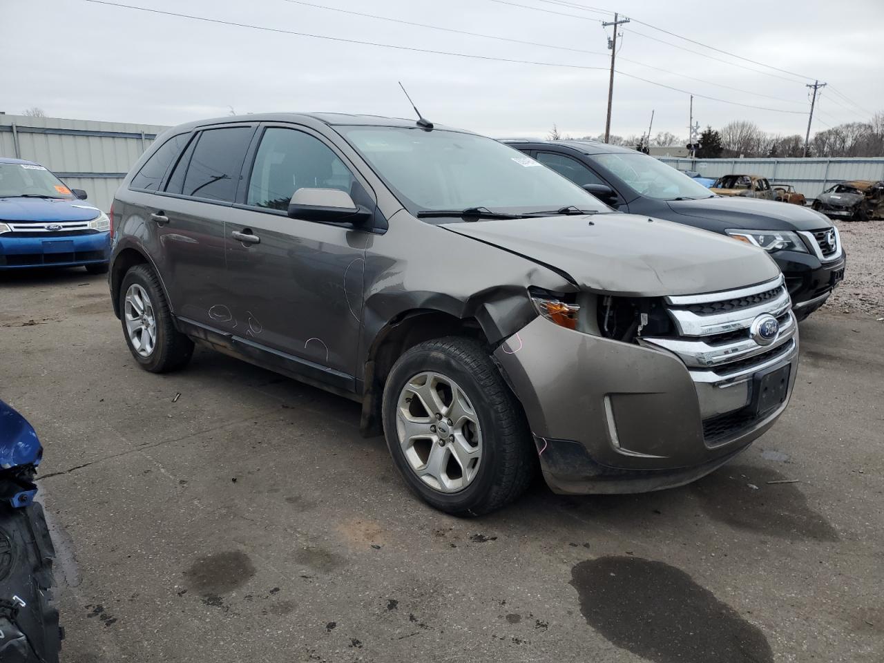 VIN 2FMDK4JC1DBC17486 2013 FORD EDGE no.4