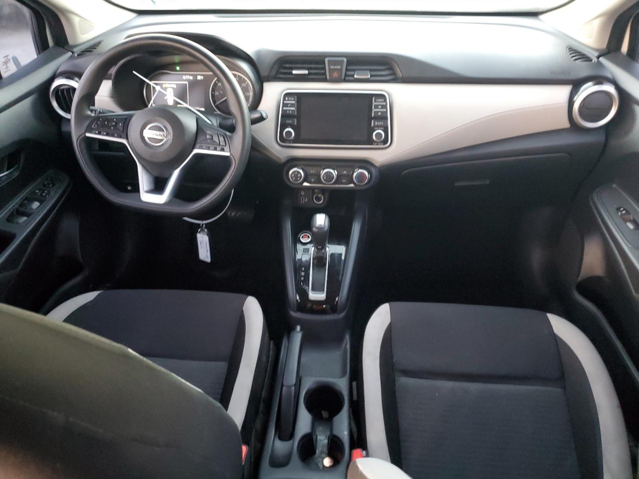 2021 Nissan Versa - Image 8