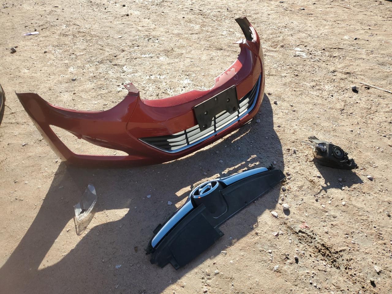 2015 Hyundai Elantra - Image 14