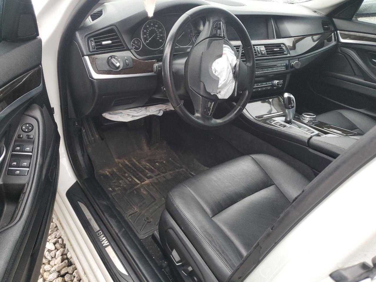 2014 BMW 528 Xi VIN: WBA5A7C52ED618811 Lot: 84493444