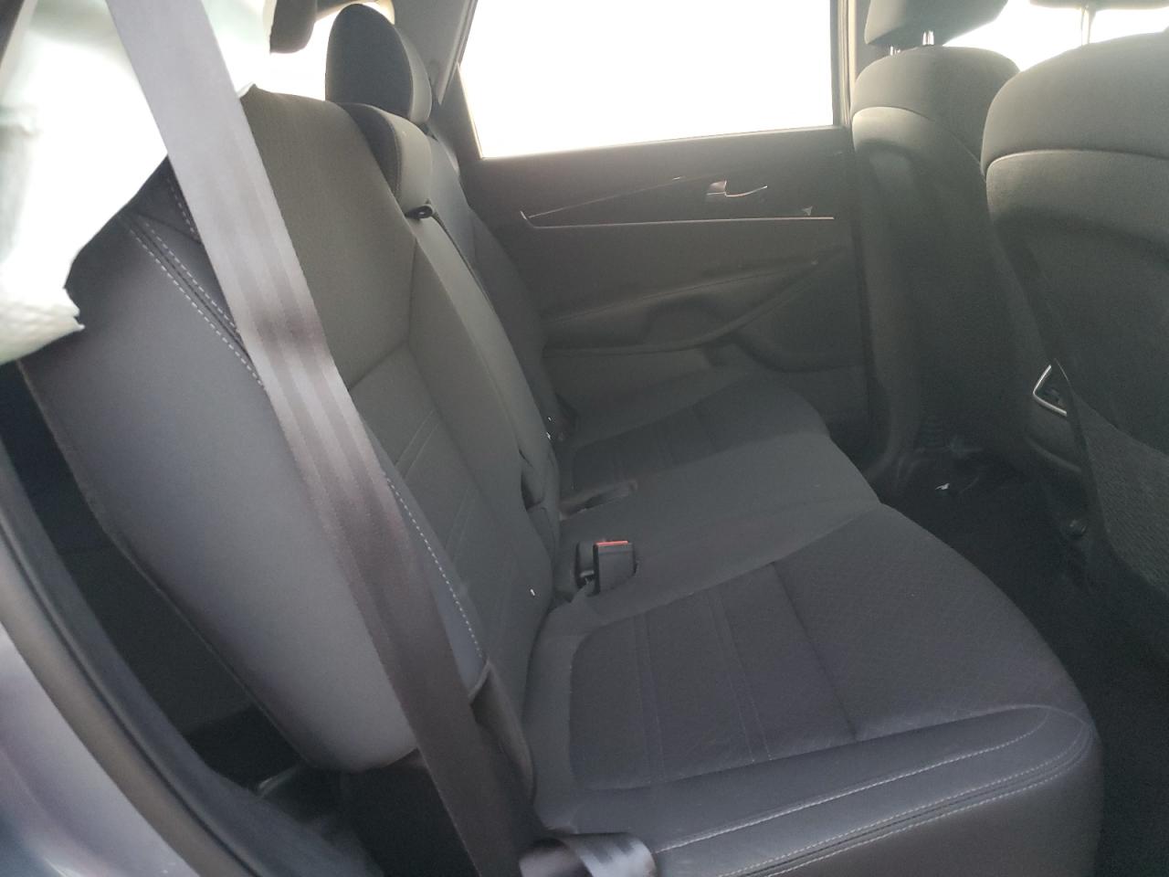 2020 Kia Sorento - Image 10