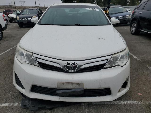  TOYOTA CAMRY 2014 Белый