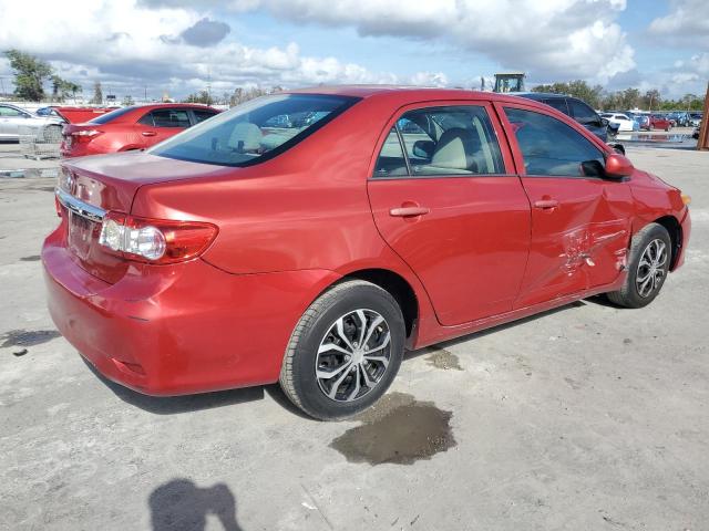  TOYOTA COROLLA 2013 Czerwony