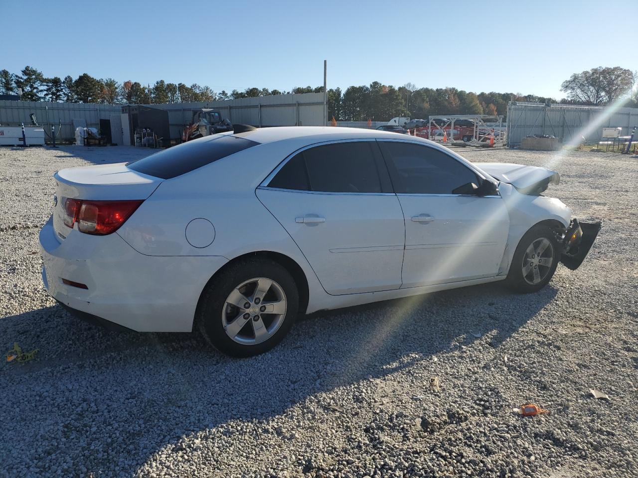 2015 Chevrolet Malibu - Image 3