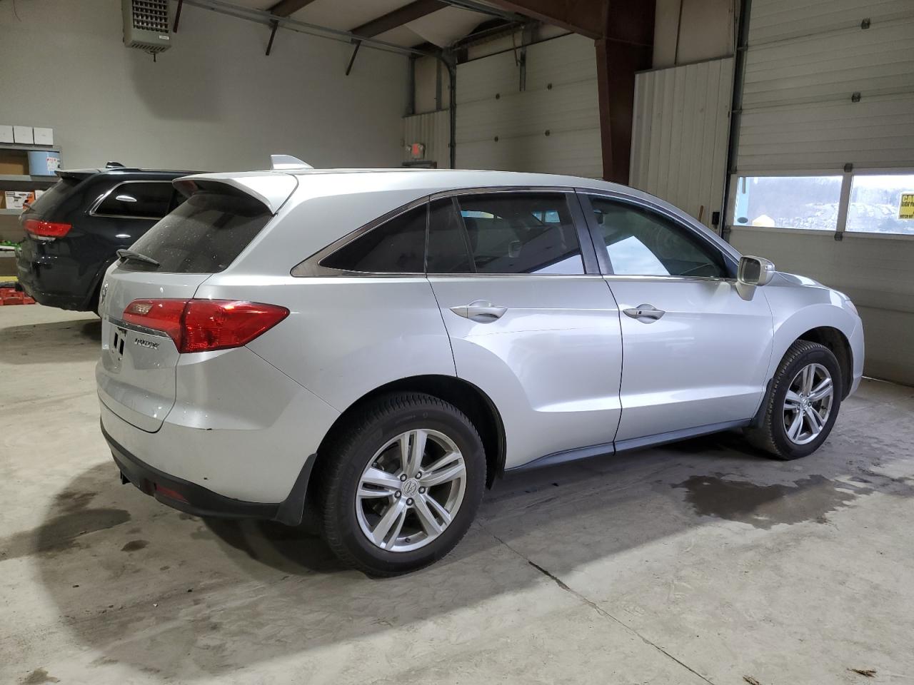 VIN 5J8TB3H59DL006233 2013 ACURA RDX no.3