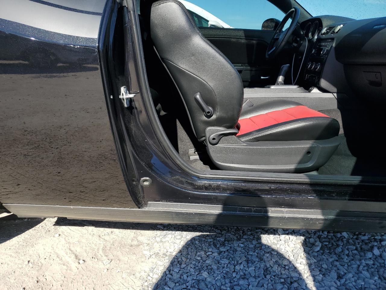 2010 Dodge Challenger - Image 12