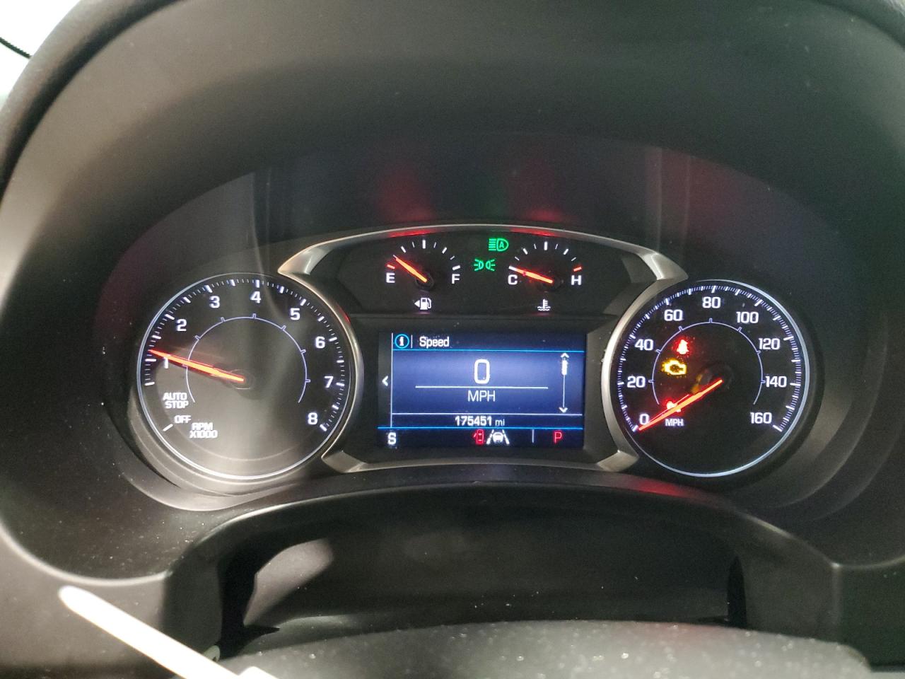 2022 GMC Terrain - Image 9