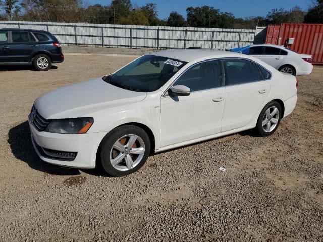  VOLKSWAGEN PASSAT 2014 White