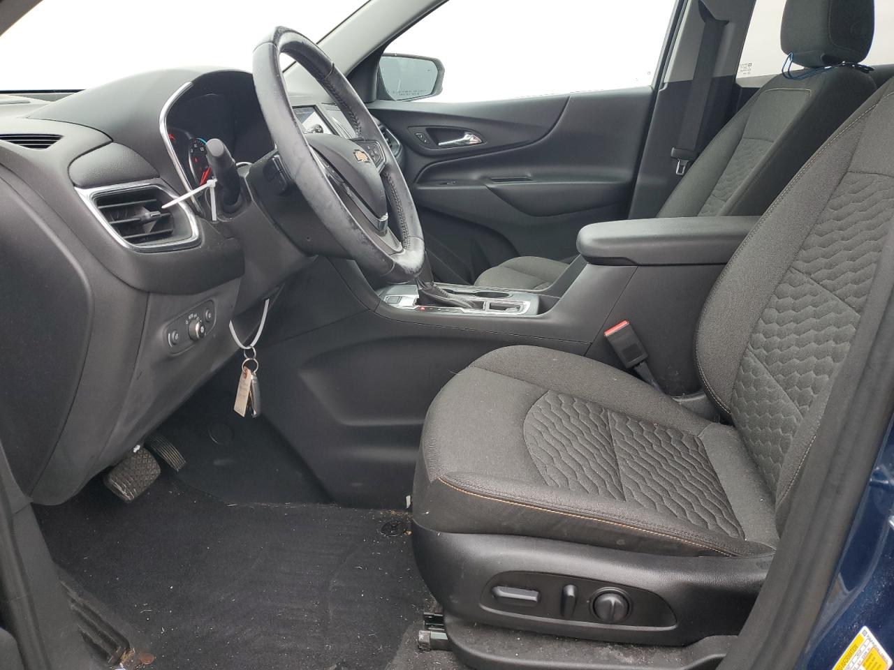 3GNAXUEV9LL199575 CHEVROLET EQUINOX 2020