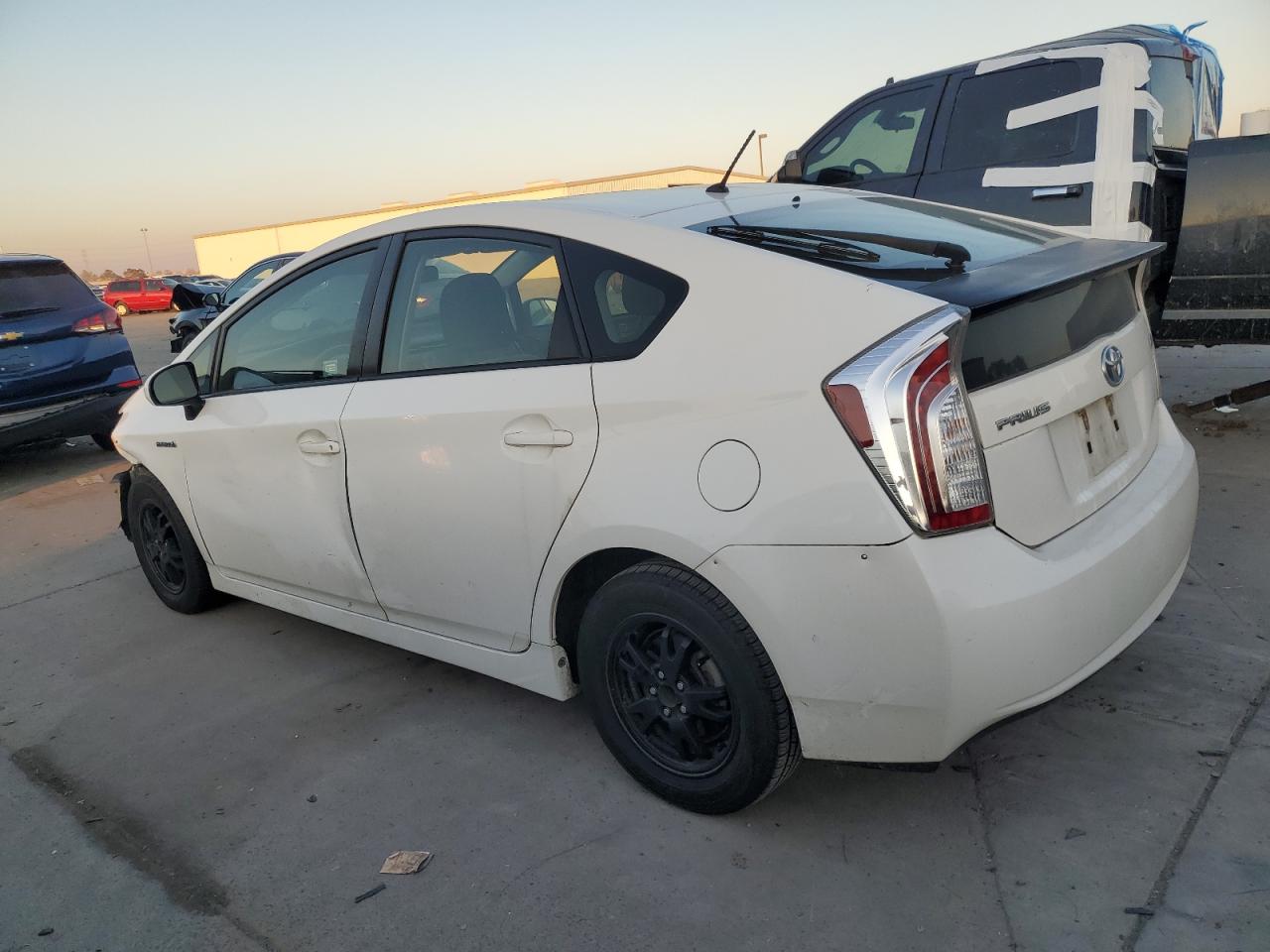 VIN JTDKN3DU3D5557776 2013 TOYOTA PRIUS no.2