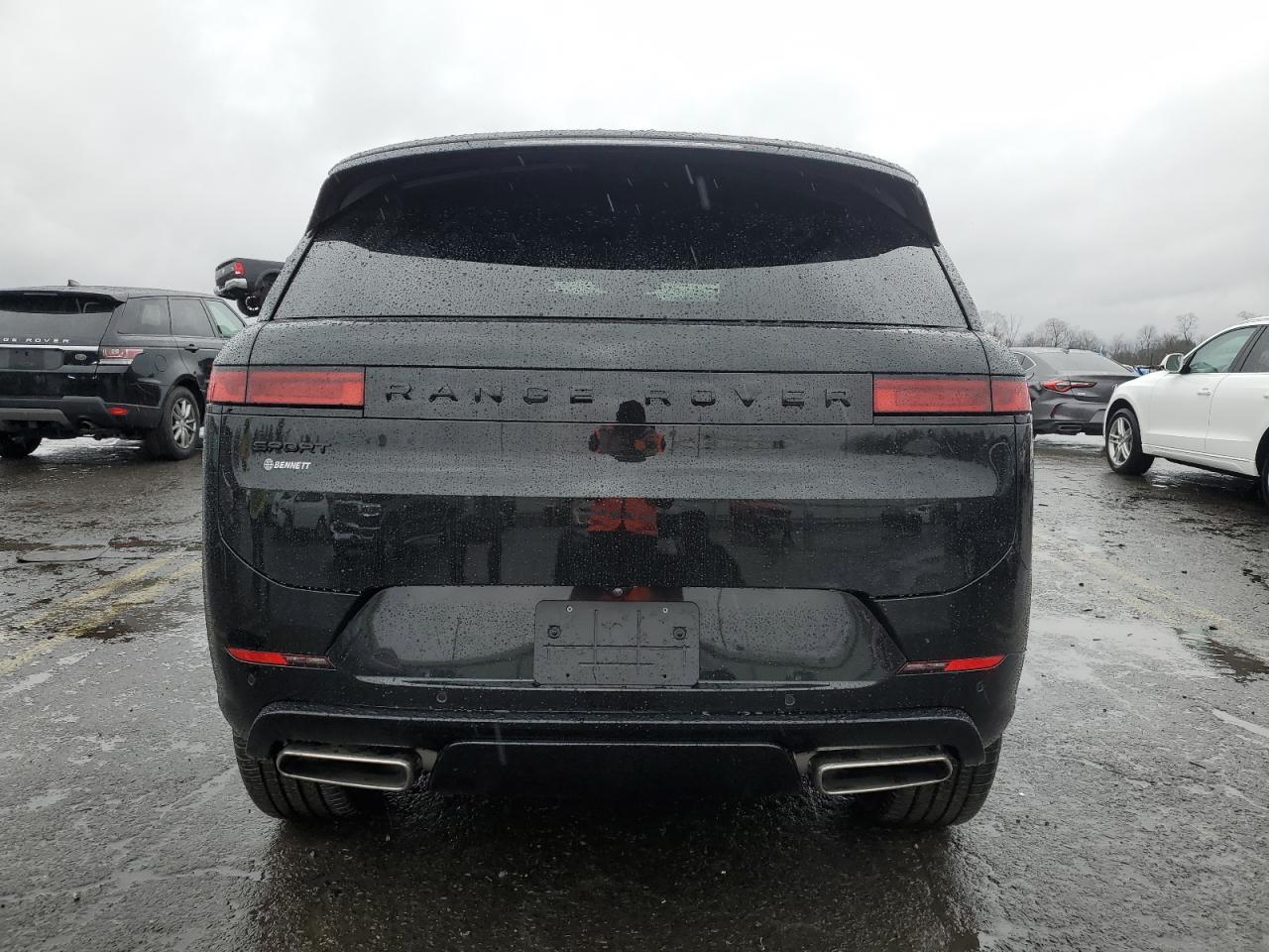 2024 Land Rover Range Rover - Image 6