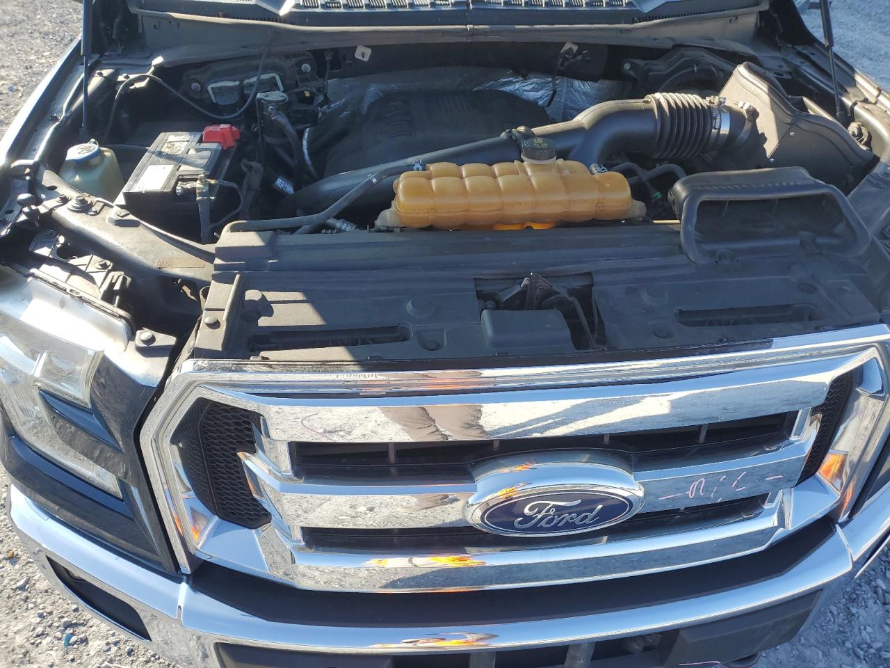 2016 Ford F-150 - Image 11