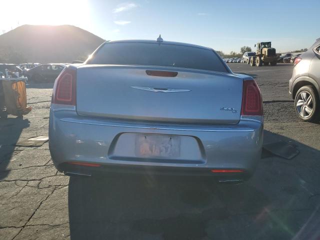  CHRYSLER 300 2016 Srebrny