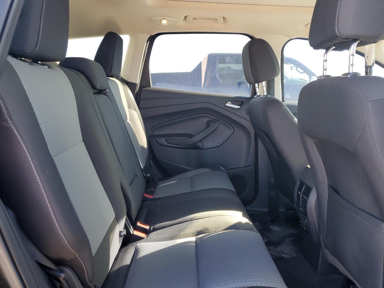 1FMCU0GD8HUA91108 FORD ESCAPE 2017